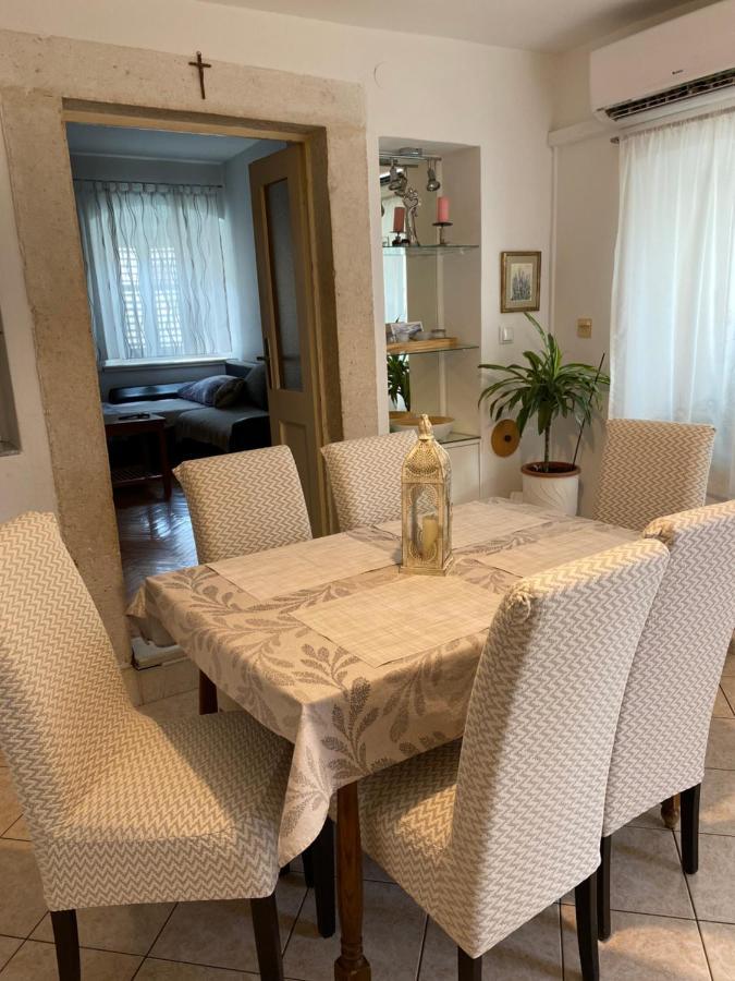 Apartamento Apartman Rose Makarska Exterior foto