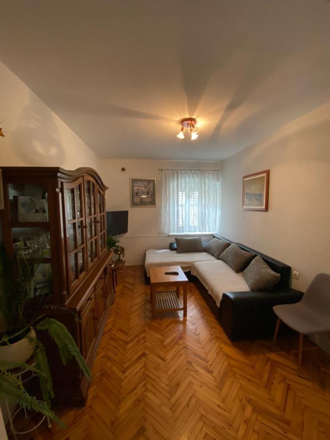 Apartamento Apartman Rose Makarska Exterior foto
